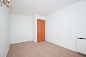 Bedroom- click for photo gallery